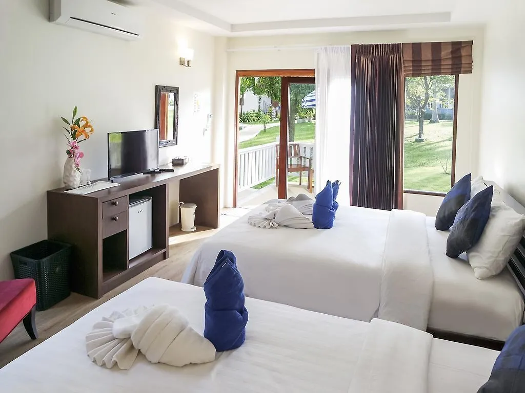 *** Resort Soontreeya Lanta Hotel Koh Lanta Thailand