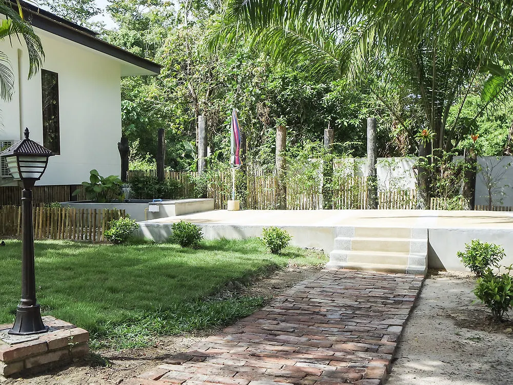 Hotel Soontreeya Lanta Ko Lanta 3*,  Thailand